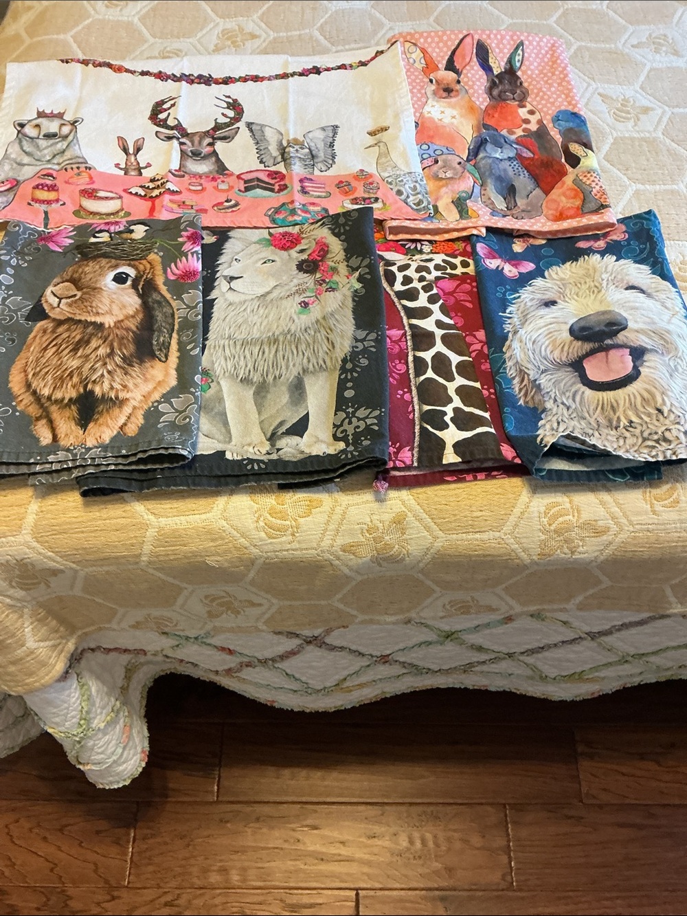 6 ANIMAL TEA TOWELS